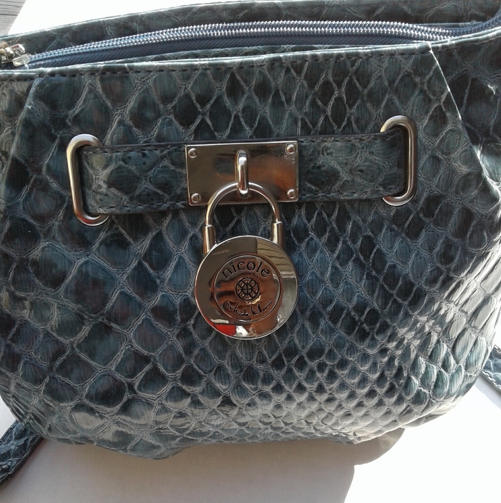 Danielle Nicole Crossbody - image 5